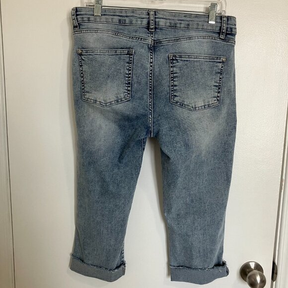 Dolcezza Capri Jeans Stretchy Women's Size 12 - Picture 6 of 6